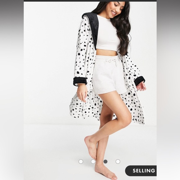 NWT ASOS Loungeable dalmatian robe in black and white Womens L - Picture 2 of 4